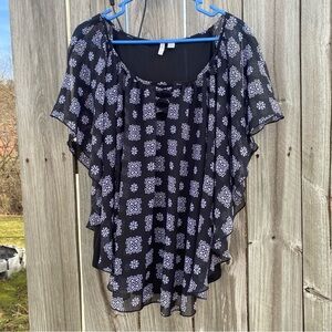 Cato Black White Geometric Print Lace Up Flutter Sleeve Top‎ Women's Size L